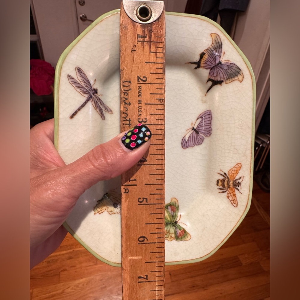 Anthropologie Butterfly and Insect Plate with Green Trim. See pics for dime - Picture 3 of 4